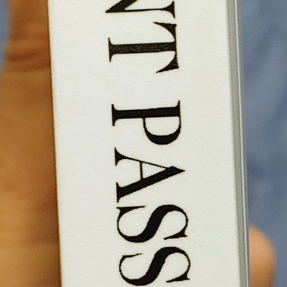 NEW BOOK-THE SILENT PASSAGE BY GAIL SHEEHY - Picture 3 of 3